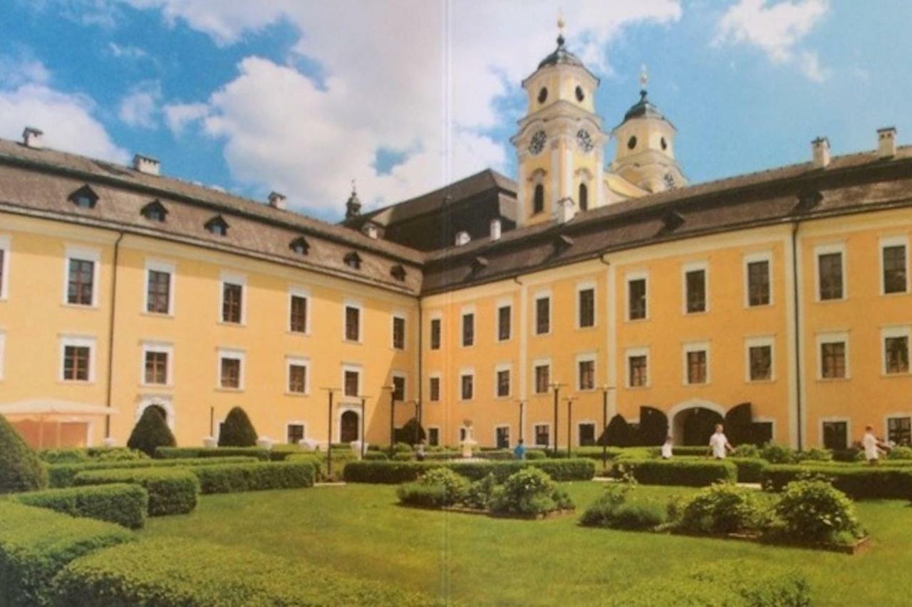 Wohnung Schloss Mondsee Esterno foto